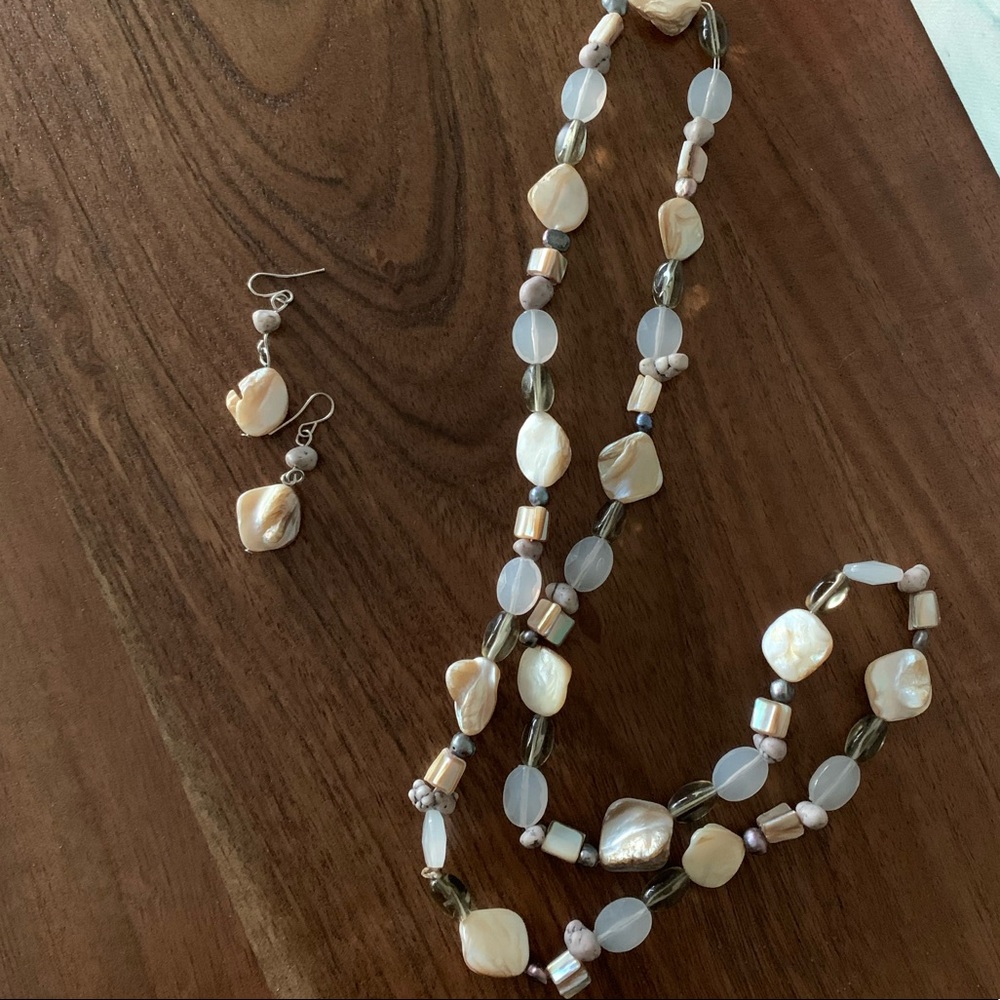 Necklace & Earrings